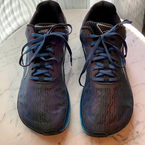 Men’s Altra Running Shoes-size 11.5